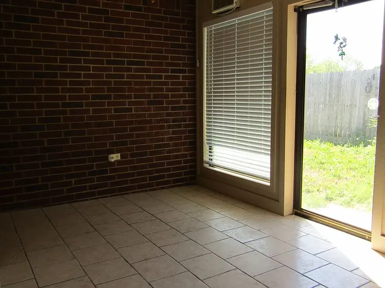 4104 SW Wendy Dr — Photo 36
