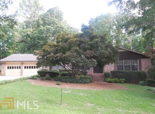 34 Summit Dr, Lindale, GA 30147