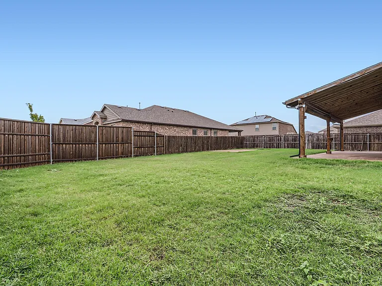 1200 Pampa Grass Dr — Photo 14