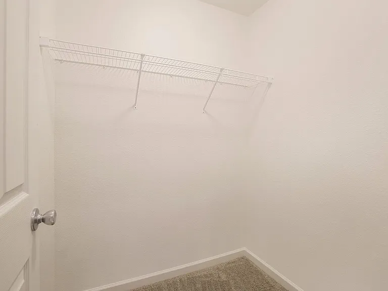 1335 Sturgeon Point — Photo 36