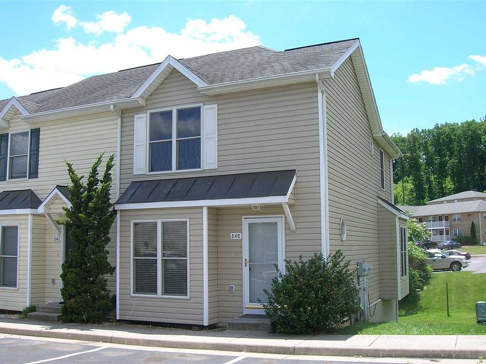 1st image of 848 Camelot Ln