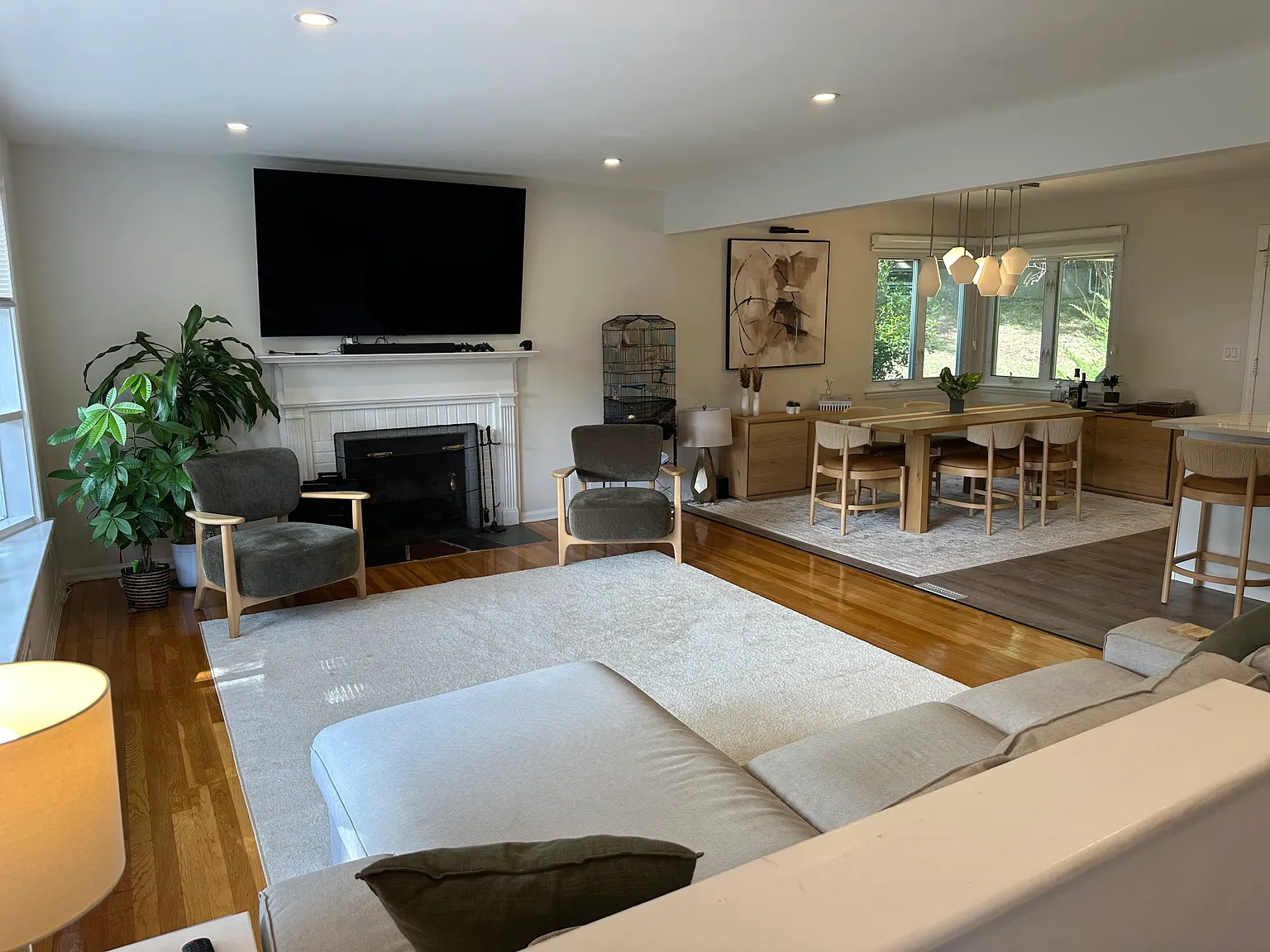3 bed, 1.5 bath, $4,995 — Photo 3