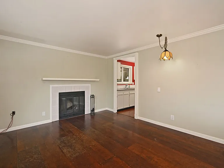 5008 Puget Blvd SW — Photo 10