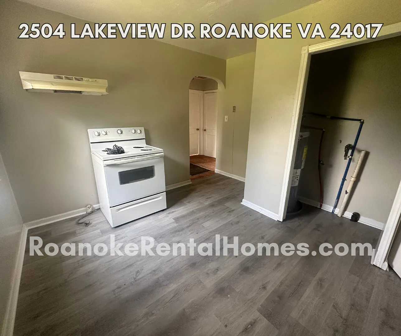 2504 Lakeview Dr Roanoke VA 2bed/1bath $1295 — Photo 3
