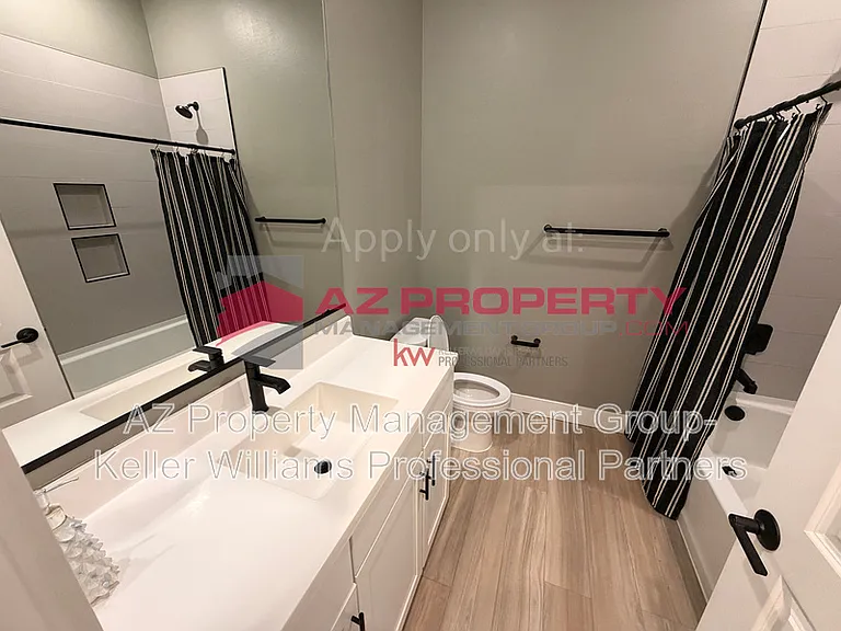 13314 W Dale Ln — Photo 3
