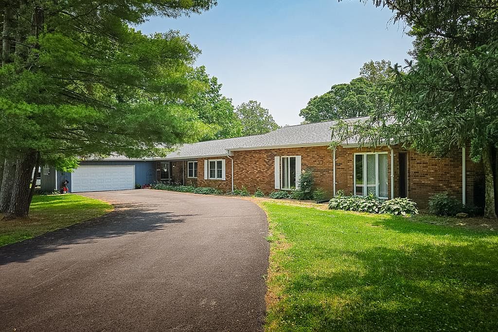 393 Fate Lutz Rd, Hanson, KY 42413 | MLS #116724 | Zillow