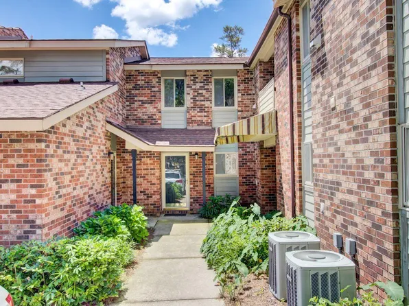 710 Andrea Ln, Hanahan, SC 29410