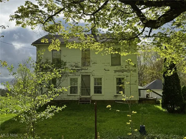 11836 Aquilla Rd, Chardon, OH 44024