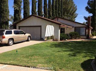 2433 Mesquite Ln, Corona, CA 92882