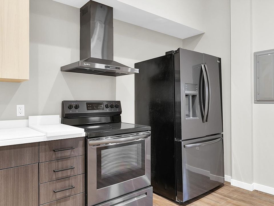 1st image of 209 N Neil St #205