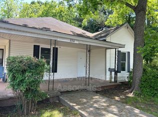 324 W Poplar St #B, Griffin, GA 30224