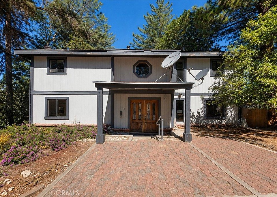 1st image of 6364 Spruce Ave