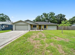 1928 Old Sawmill Rd, Brandon, FL 33510