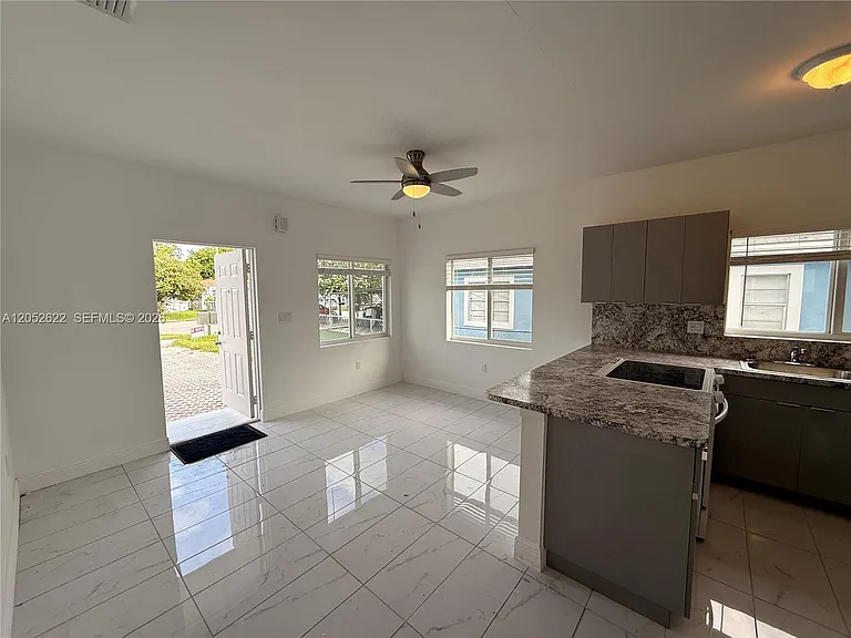 3025 NW 23rd Ave #1 — Photo 9
