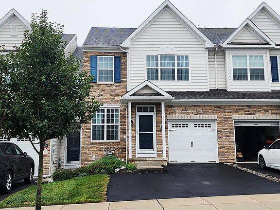 2nd image of 356 Redclover Ln