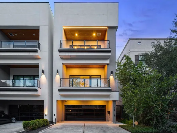 207 Birdsall St, Houston, TX 77007