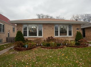 3332 Crain St, Skokie, IL 60076