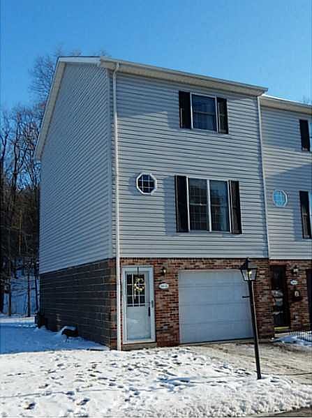1st image of 401 Cattail Ln