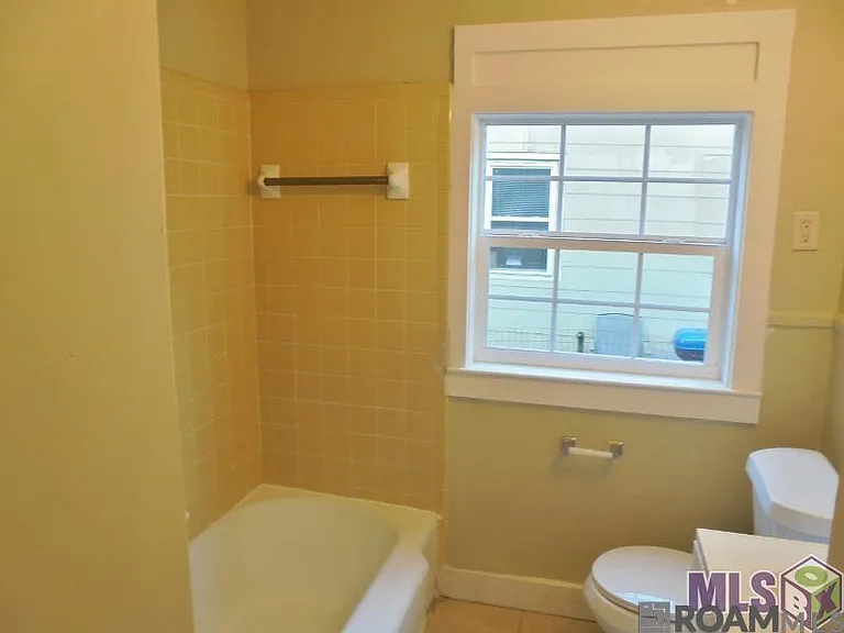 1035 Rittiner Dr — Photo 10