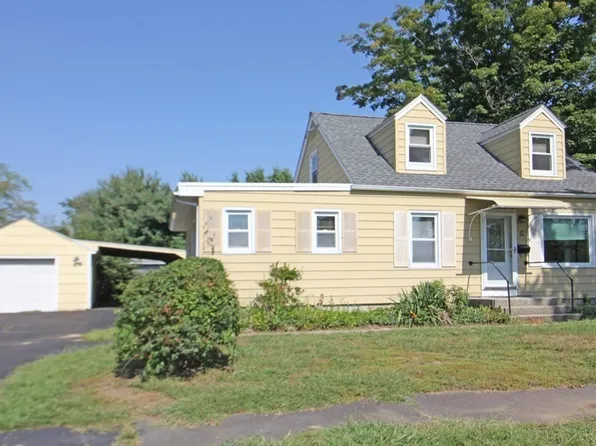 30 Randall St, Agawam, MA 01001