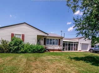 190 Midway Dr, Letart, WV 25253