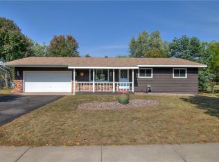 1706 Raedel Rd, Eau Claire, WI 54703