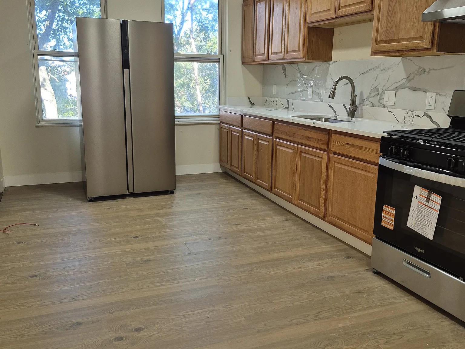 3 bed, 1200 sqft, $3,400 — Photo 1