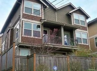 9039 18th Ave SW #B, Seattle, WA 98106