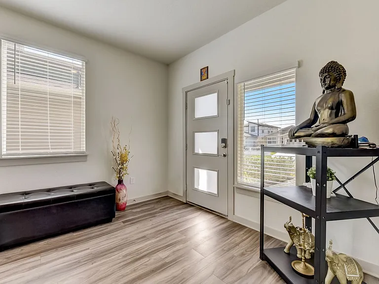 109 Cupreata Ln — Photo 5