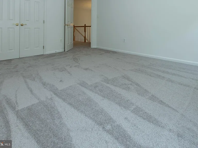 325 Winter Walk Dr — Photo 14
