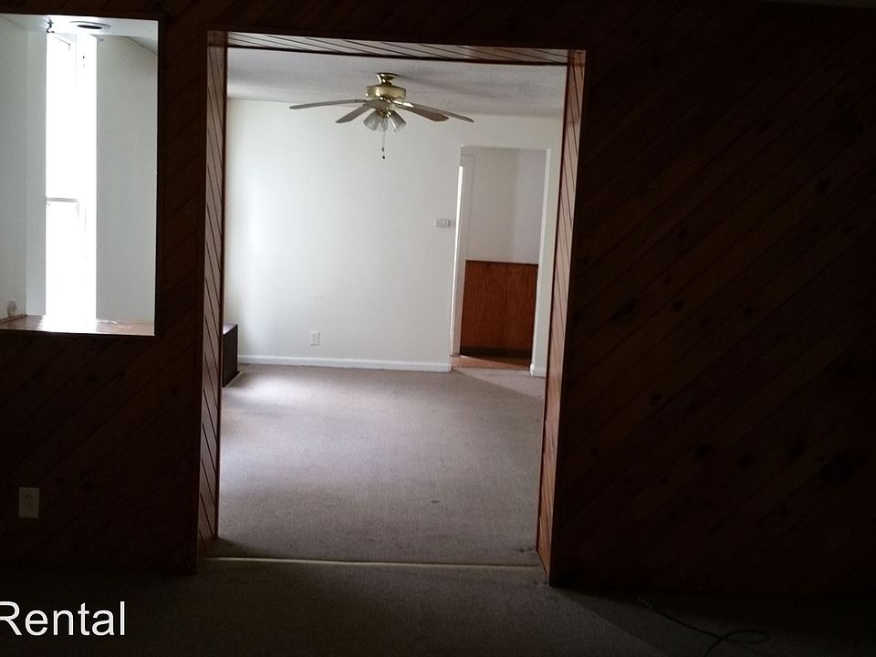 1st image of 158 Benzinger St #1