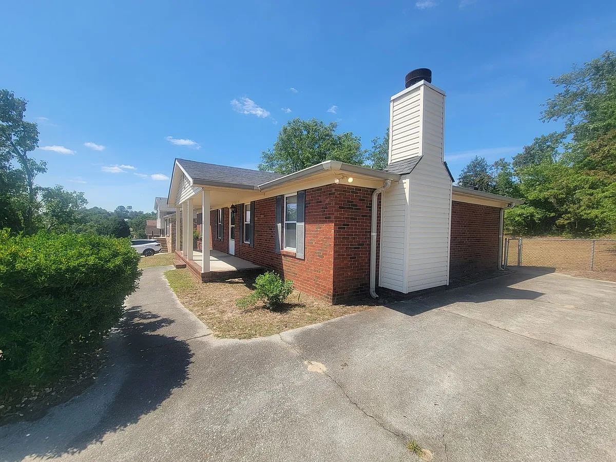 Building Photo - 2803 Ptarmigan Rd