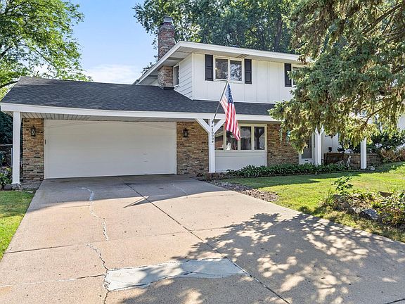 3rd image of 1000 Tiller Ln