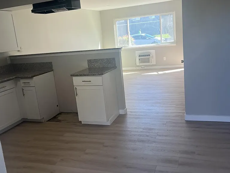 135 Cook St #3 — Photo 5