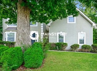 4000 Wychwood Ln, Ellenwood, GA 30294