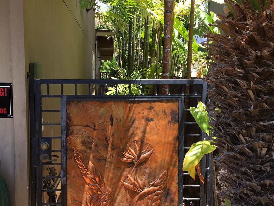 Private Entrance to Unit