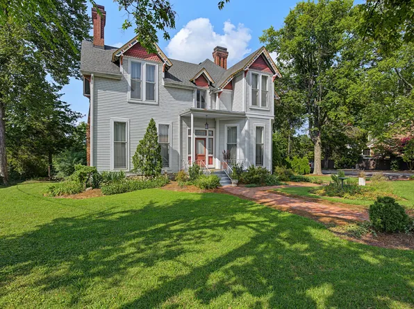 2500 Woodlawn Dr, Nashville, TN 37212