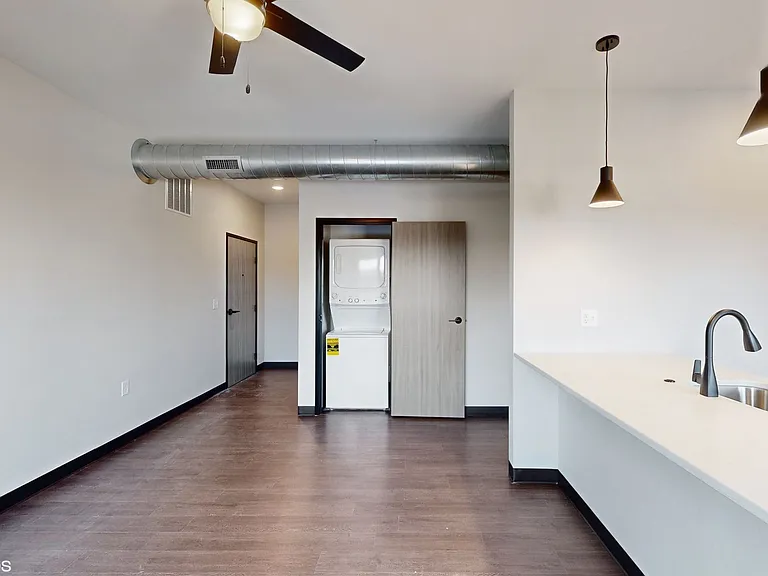 151 Lofts — Photo 96