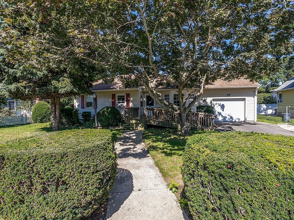 1st image of 15 New York Ave