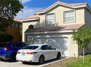 1512 SW 106th Ave, Pembroke Pines, FL 33025