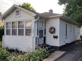 1325 N Water St, Owosso, MI 48867