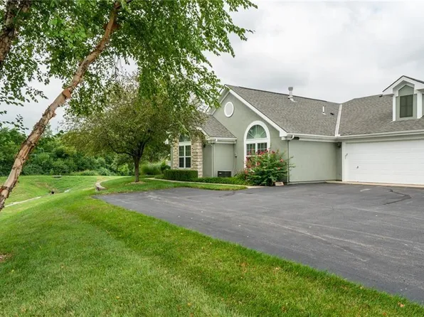 7156 Hedge Lane Ter, Shawnee, KS 66227