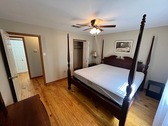 2nd image of 9347 Island Rd