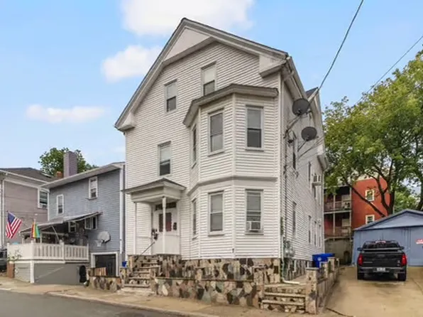 81 Lancaster St #2, Providence, RI 02906
