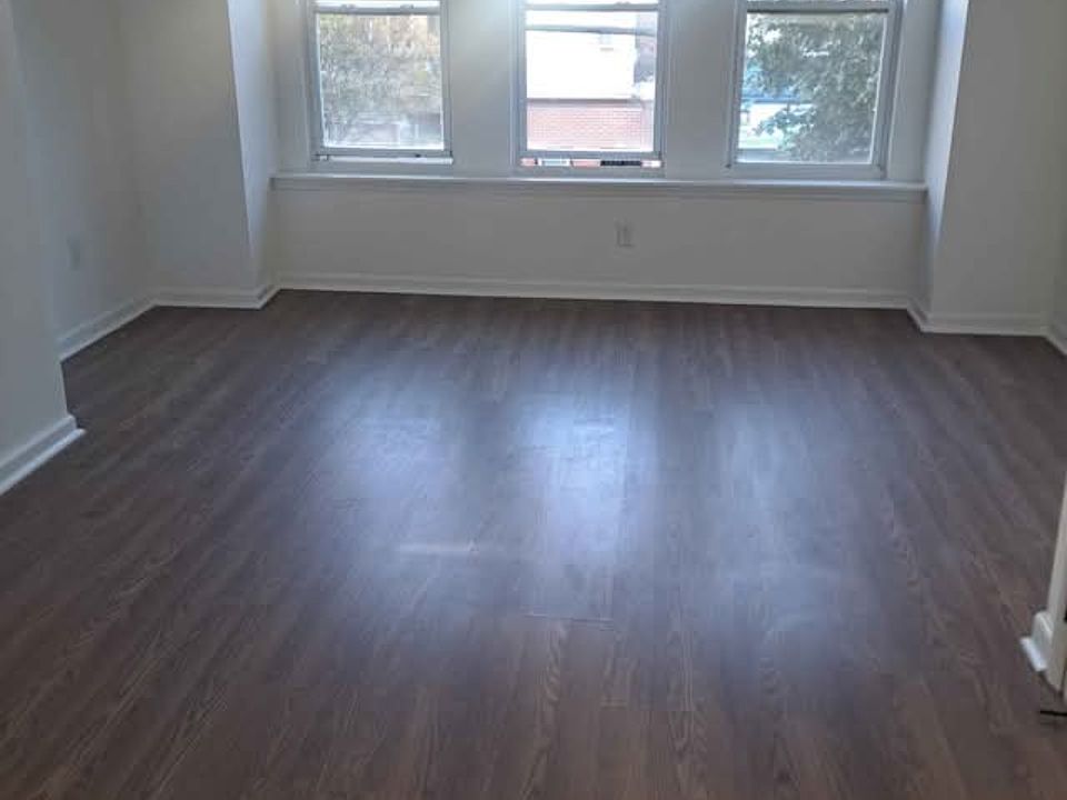 1st image of 418 S 60th St APT 2