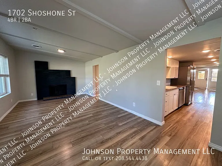 1702 S Shoshone St — Photo 9