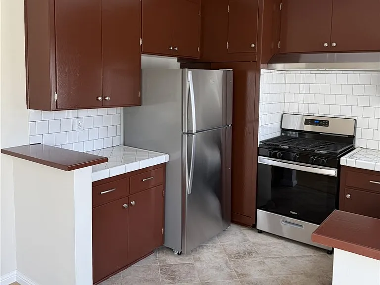 1626 N Kingsley Dr #6 — Photo 7