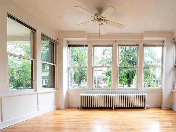 3rd image of 3138 Humboldt Ave S