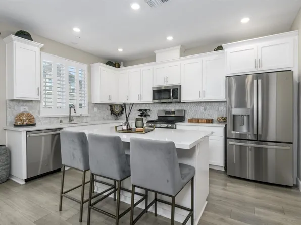 530 Aliki Drive, Vacaville, CA 95688