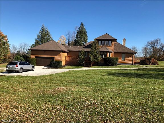 4th image of 3832 Sharon Copley Rd